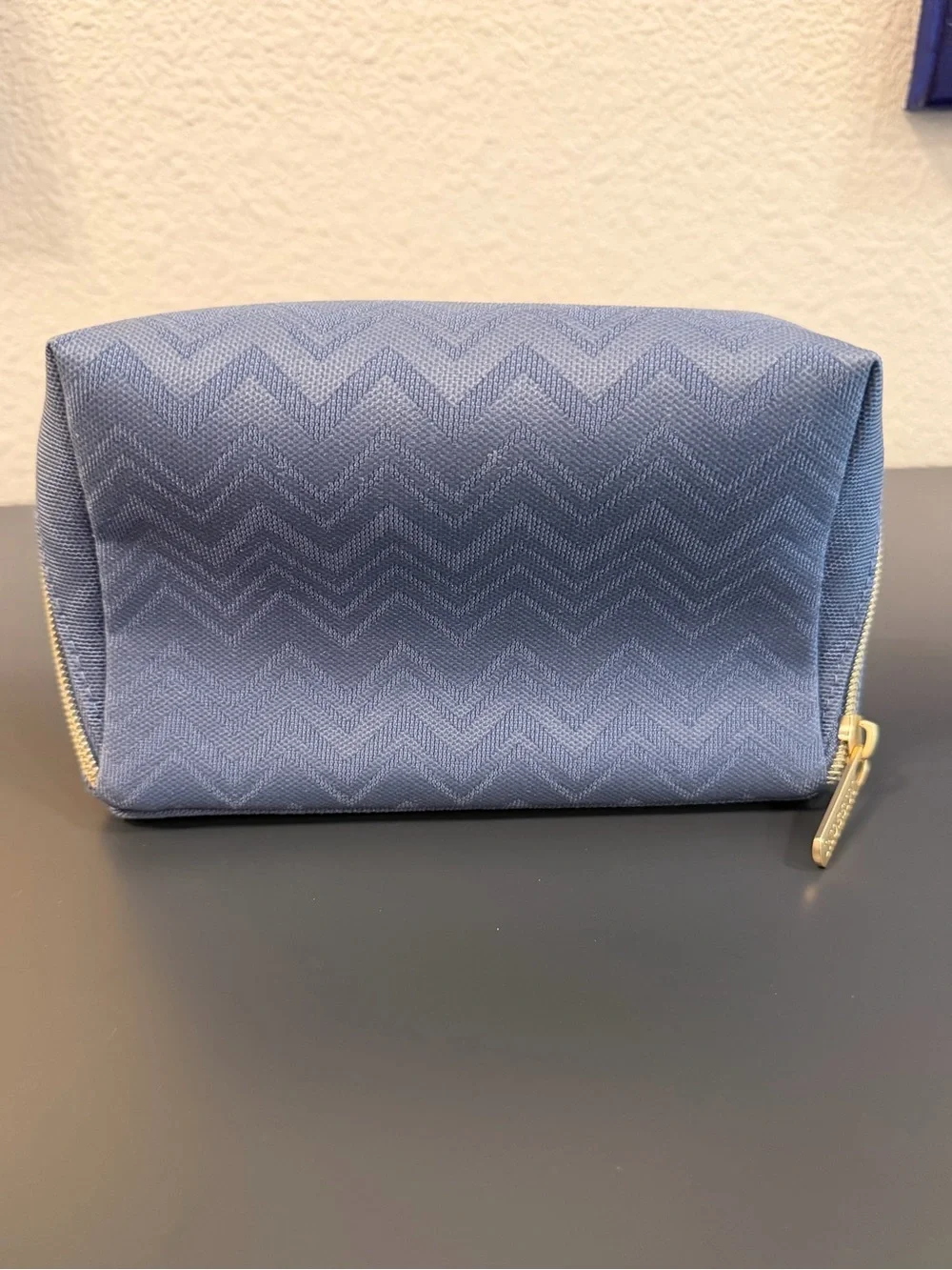 Missoni Delta Luxury Blue Chevron Gold Logo Travel Cosmetic Case Bag NWOT